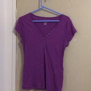 Purple v-line t-shirt